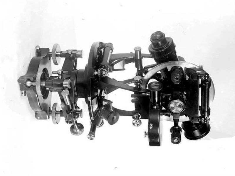 Preview of the Vickers Instruments Images collection